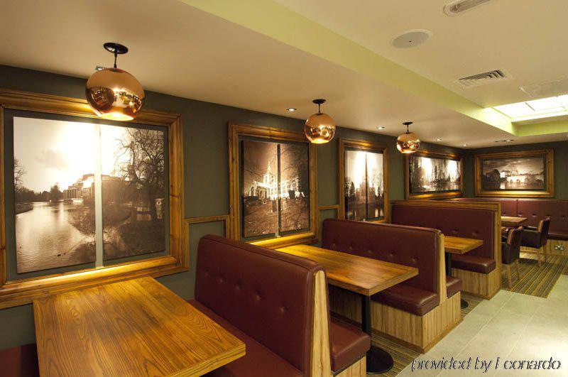 Premier Inn Stratford Upon Avon Waterways Экстерьер фото